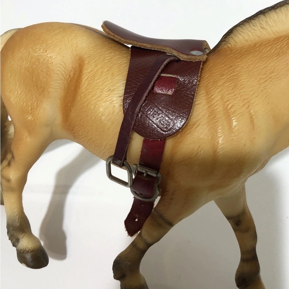 Retired Breyer #482 Horse Traditional Model Henry Norwegian Fjord With Saddle - Picture 7 of 8